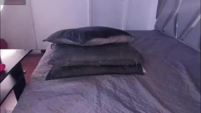 Image 8 of moon_swt_ Stream on Chaturbate on 1 month ago