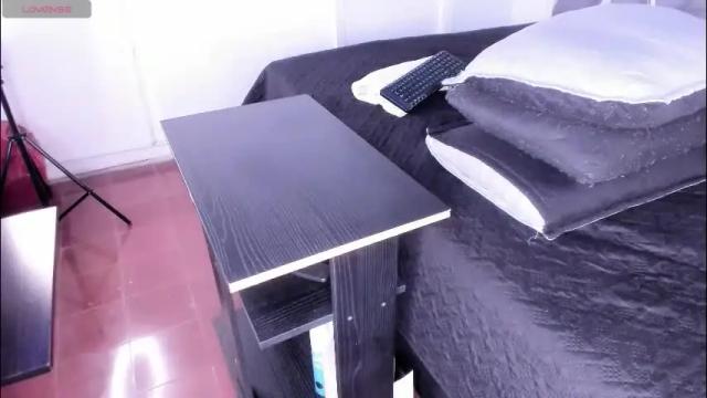 Image 2 of moon_swt_ Stream on Chaturbate on 1 month ago