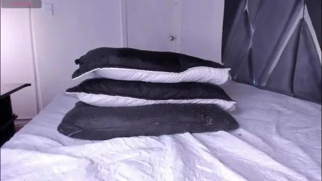 Image 10 of moon_swt_ Stream on Chaturbate on 4 days ago