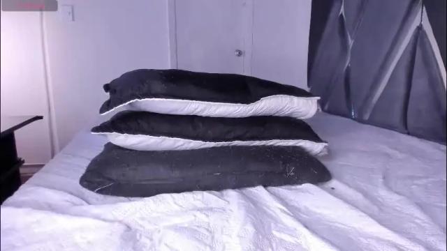 Image 3 of moon_swt_ Stream on Chaturbate on 4 days ago