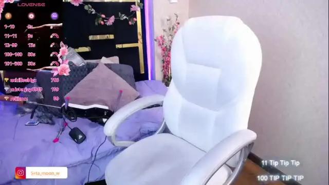 Image 11 of moon_water__ Stream on Chaturbate on 1 month ago