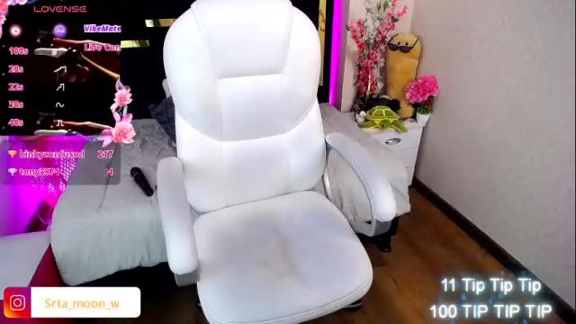 Image 6 of moon_water__ Stream on Chaturbate on 1 month ago
