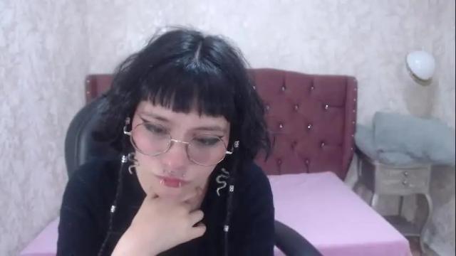Image 11 of mooncharlotte Stream on Chaturbate on 1 month ago