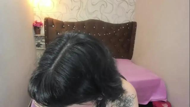Image 11 of mooncharlotte Stream on Chaturbate on 1 month ago