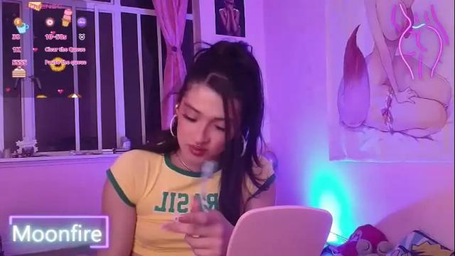 Image 3 of moonfiredance Stream on Chaturbate on 2 months ago