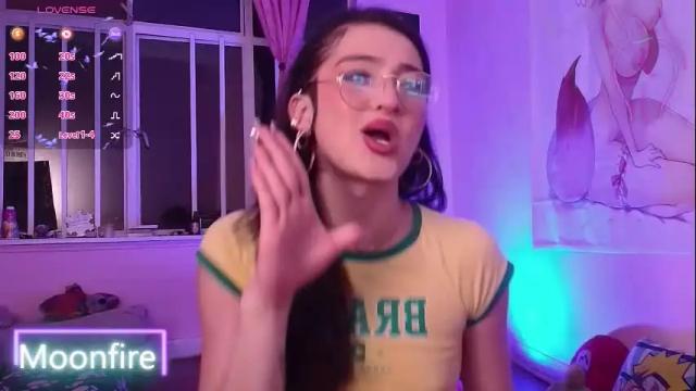 Image 3 of moonfiredance Stream on Chaturbate on 2 months ago