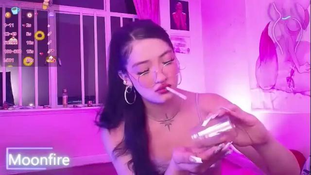 Image 3 of moonfiredance Stream on Chaturbate on 1 month ago
