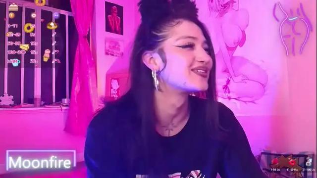 Image 4 of moonfiredance Stream on Chaturbate on 23 days ago