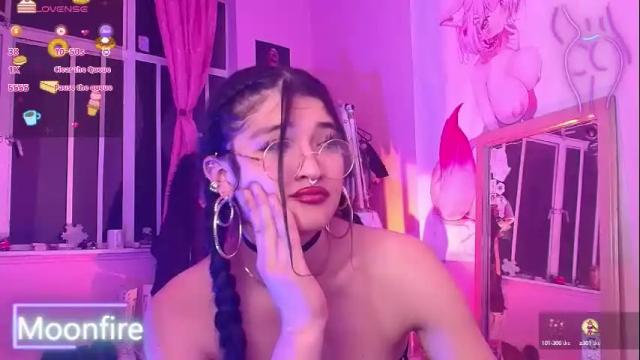 Image 12 of moonfiredance Stream on Chaturbate on 13 days ago