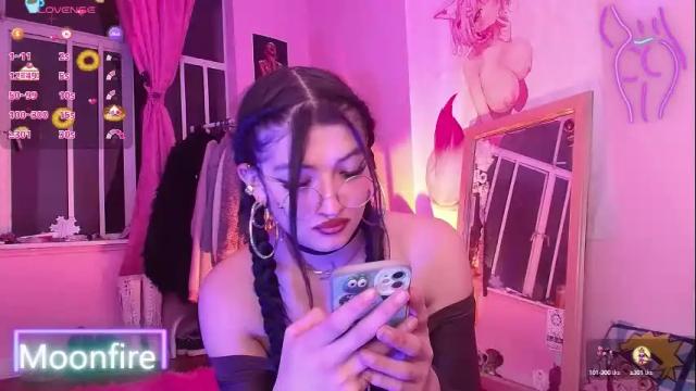 Image 3 of moonfiredance Stream on Chaturbate on 12 days ago