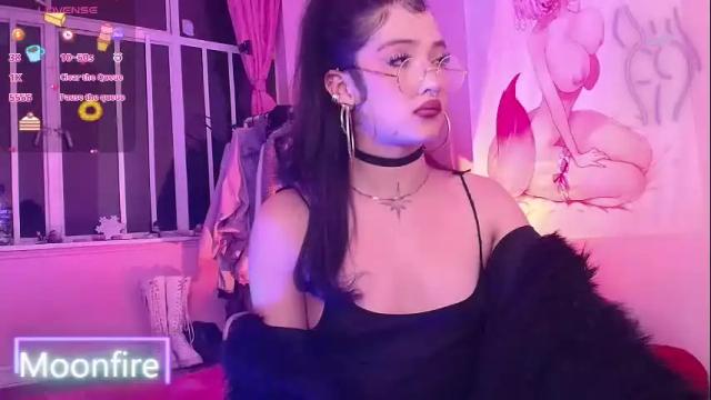 Image 4 of moonfiredance Stream on Chaturbate on 6 days ago
