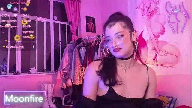 Image 6 of moonfiredance Stream on Chaturbate on 6 days ago