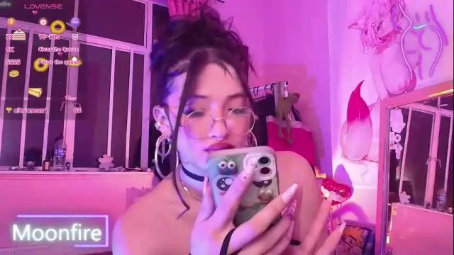 Image 12 of moonfiredance Stream on Chaturbate on 3 days ago