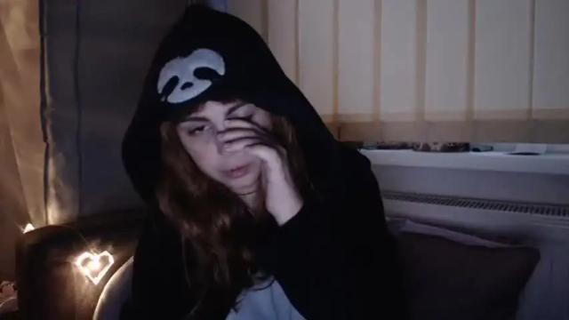 Image 8 of moonfox_ Stream on Chaturbate on 18 months ago