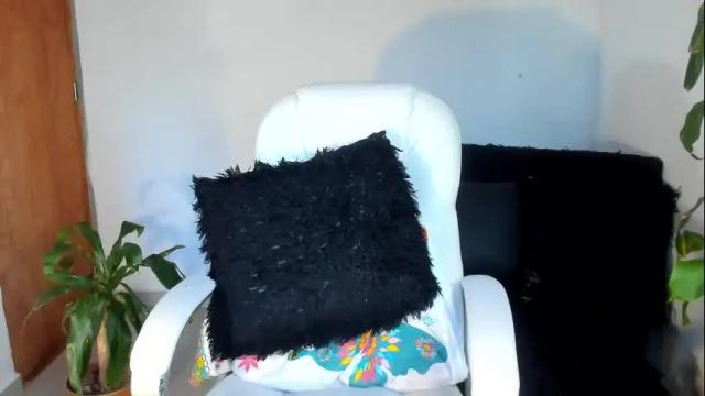 Thumbnail 1, moonie_baddie's Stream at Chaturbate, 1 month ago