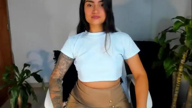 Image 10 of moonie_baddie Stream on Chaturbate on 1 month ago