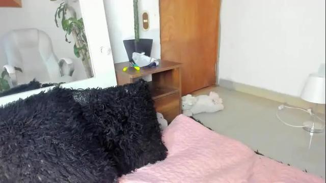 Image 12 of moonie_baddie Stream on Chaturbate on 1 month ago