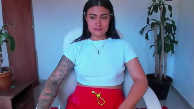 Image 6 of moonie_baddie Stream on Chaturbate on 1 month ago