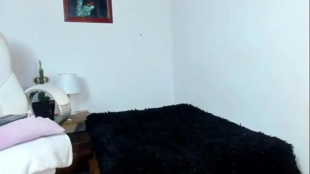 Image 12 of moonie_baddie Stream on Chaturbate on 9 days ago