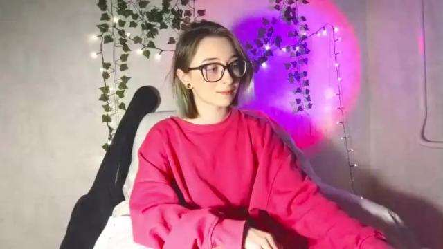 Image 8 of moonlight__lovers Stream on Chaturbate on 15 months ago