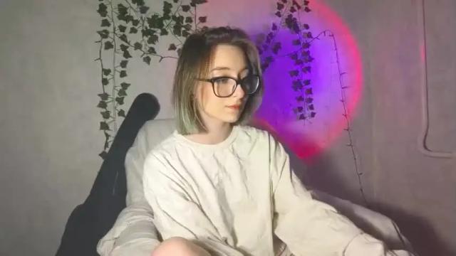 Image 10 of moonlight__lovers Stream on Chaturbate on 15 months ago