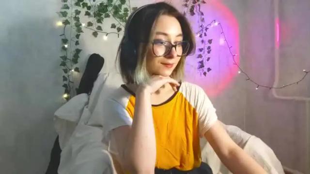 Thumbnail 3, moonlight__lovers's Stream at Chaturbate, 14 months ago