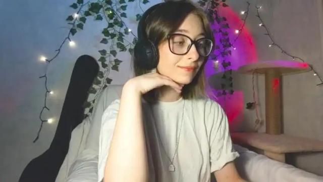 Thumbnail 3, moonlight__lovers's Stream at Chaturbate, 12 months ago