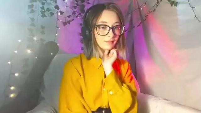 Image 10 of moonlight__lovers Stream on Chaturbate on 12 months ago