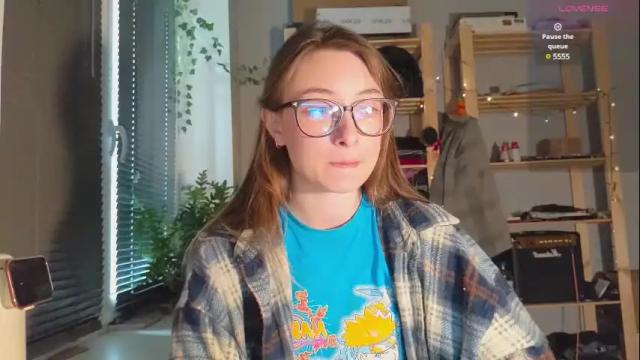 Image 2 of moonlight__lovers Stream on Chaturbate on 2 months ago