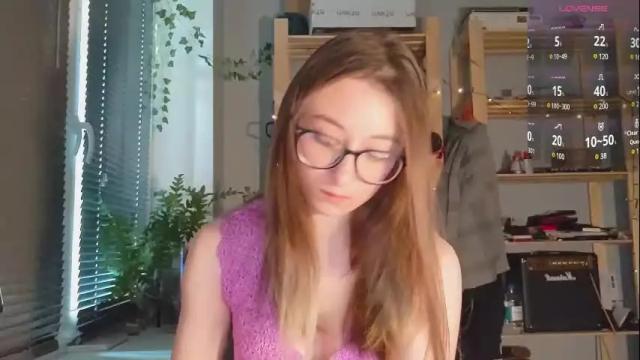 Image 3 of moonlight__lovers Stream on Chaturbate on 2 months ago