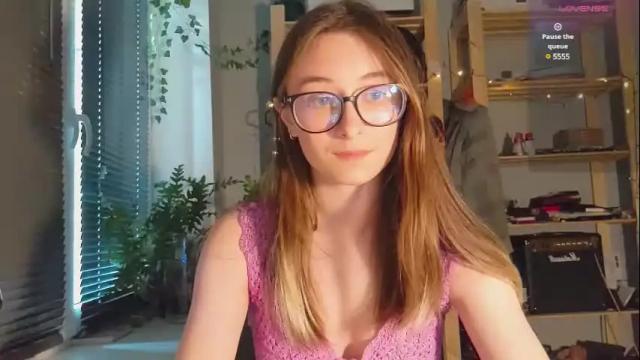 Thumbnail 3, moonlight__lovers's Stream at Chaturbate, 2 months ago