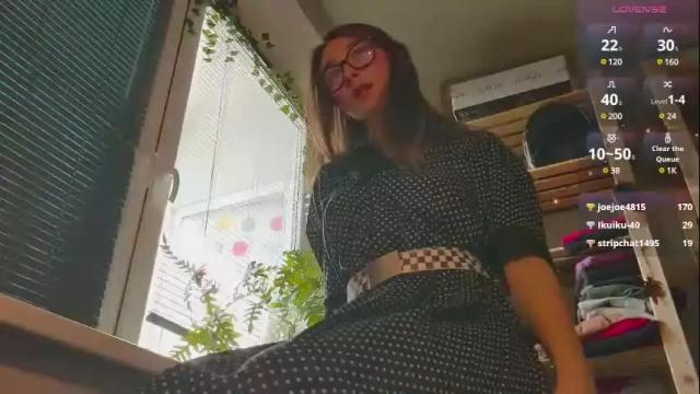 Image 6 of moonlight__lovers Stream on Chaturbate on 1 month ago