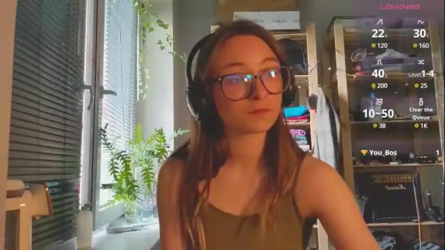 Image 7 of moonlight__lovers Stream on Chaturbate on 1 month ago