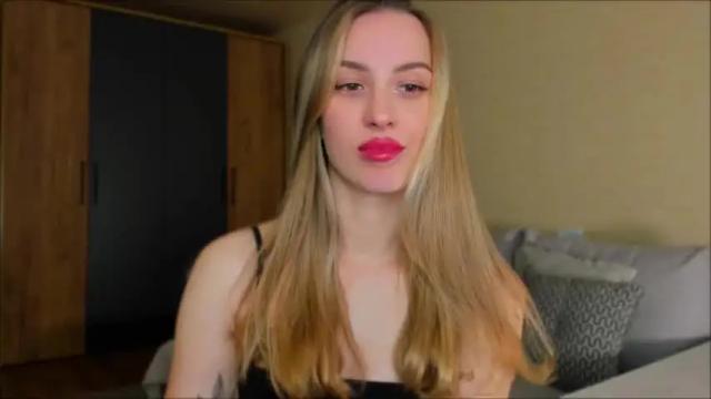 Image 3 of moonlight_sun Stream on Chaturbate on 13 months ago