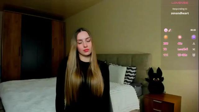Image 3 of moonlight_sun Stream on Chaturbate on 1 month ago