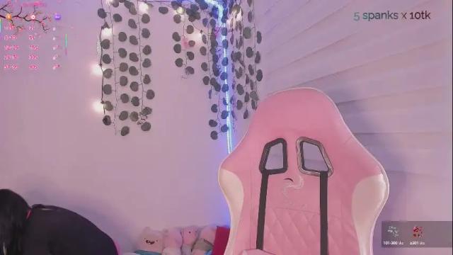 Image 2 of moonliight__ Stream on Chaturbate on 1 month ago