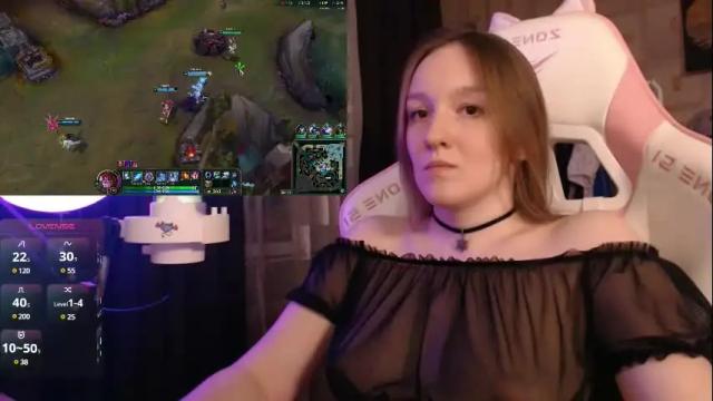 Image 7 of moonlish_siren Stream on Chaturbate on 1 month ago