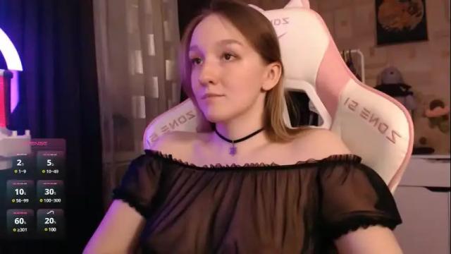 Image 8 of moonlish_siren Stream on Chaturbate on 1 month ago