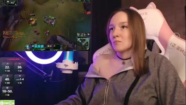 Image 3 of moonlish_siren Stream on Chaturbate on 1 month ago