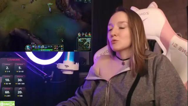 Thumbnail 2, moonlish_siren's Stream at Chaturbate, 1 month ago