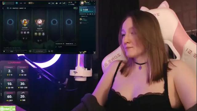 Image 11 of moonlish_siren Stream on Chaturbate on 1 month ago