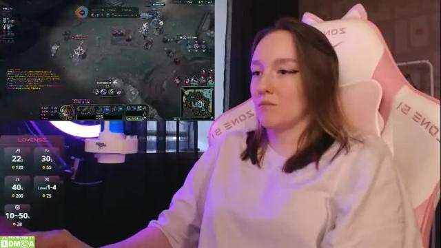 Image 8 of moonlish_siren Stream on Chaturbate on 1 month ago