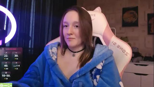 Image 8 of moonlish_siren Stream on Chaturbate on 22 days ago