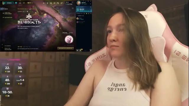 Image 4 of moonlish_siren Stream on Chaturbate on 11 days ago