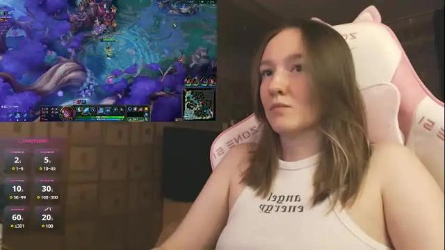 Image 7 of moonlish_siren Stream on Chaturbate on 11 days ago