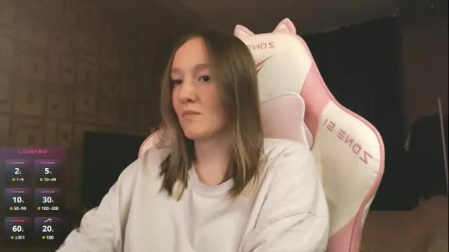 Image 3 of moonlish_siren Stream on Chaturbate on 9 days ago