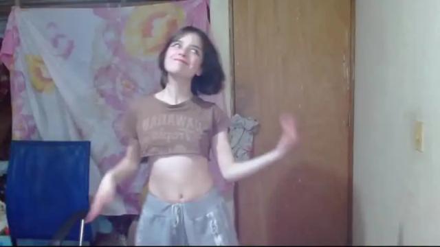 Image 3 of moonloove_ Stream on Chaturbate on 18 months ago