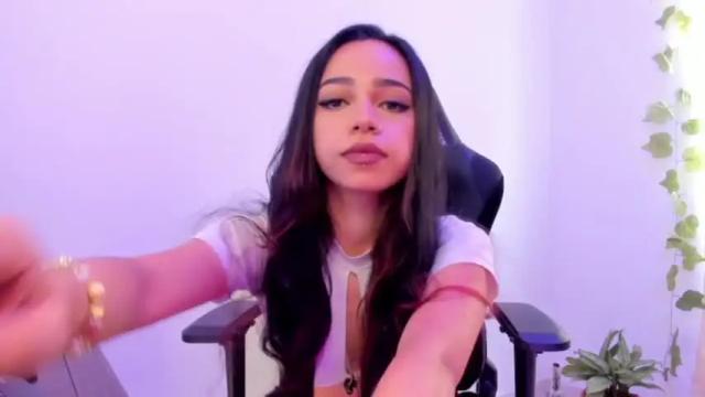 Image 6 of moonmadison Stream on Chaturbate on 17 months ago