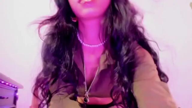Image 3 of moonmadison Stream on Chaturbate on 16 months ago