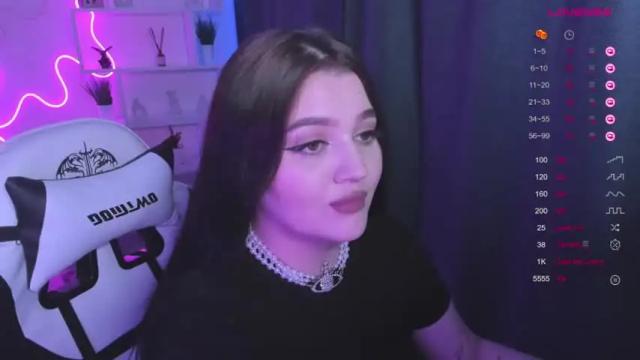 Image 8 of moonrenata Stream on Chaturbate on 14 months ago